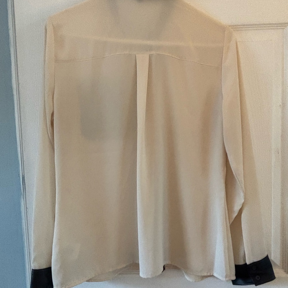 Express Cream and Black Relaxed Portofino Blouse faux black leather trim - Picture 5 of 7